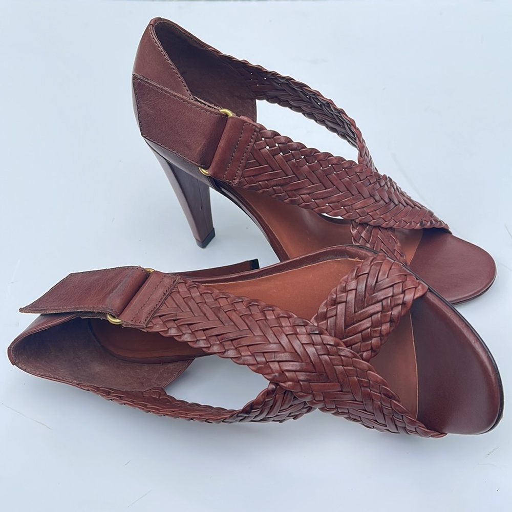 Antonio Melani heels shoes